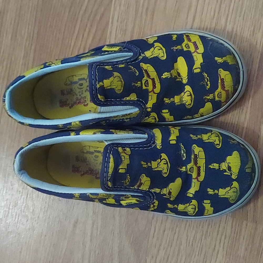 Boys Van's Yellow Submarine shoes Size 10